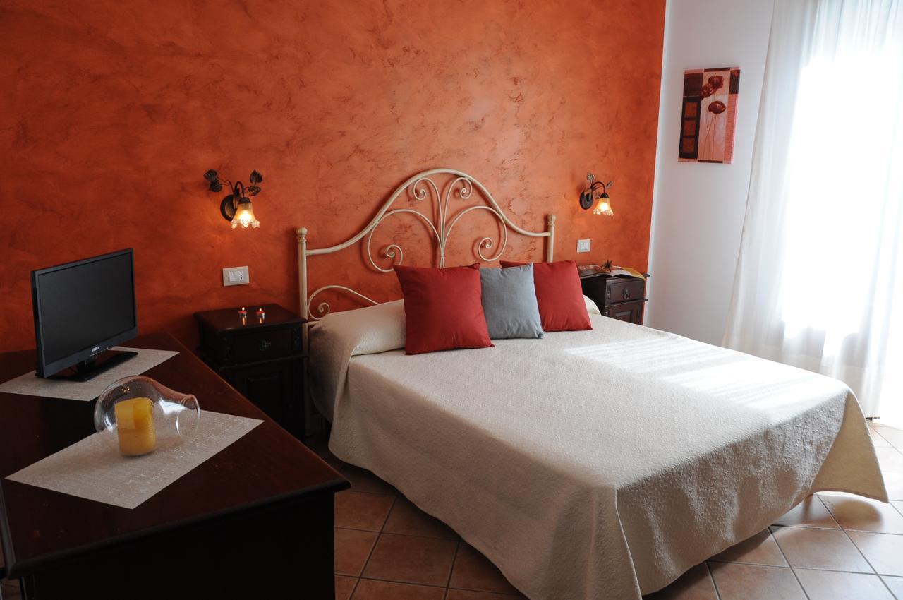 Cala Di Ponente Hotel Castelluzzo Ngoại thất bức ảnh