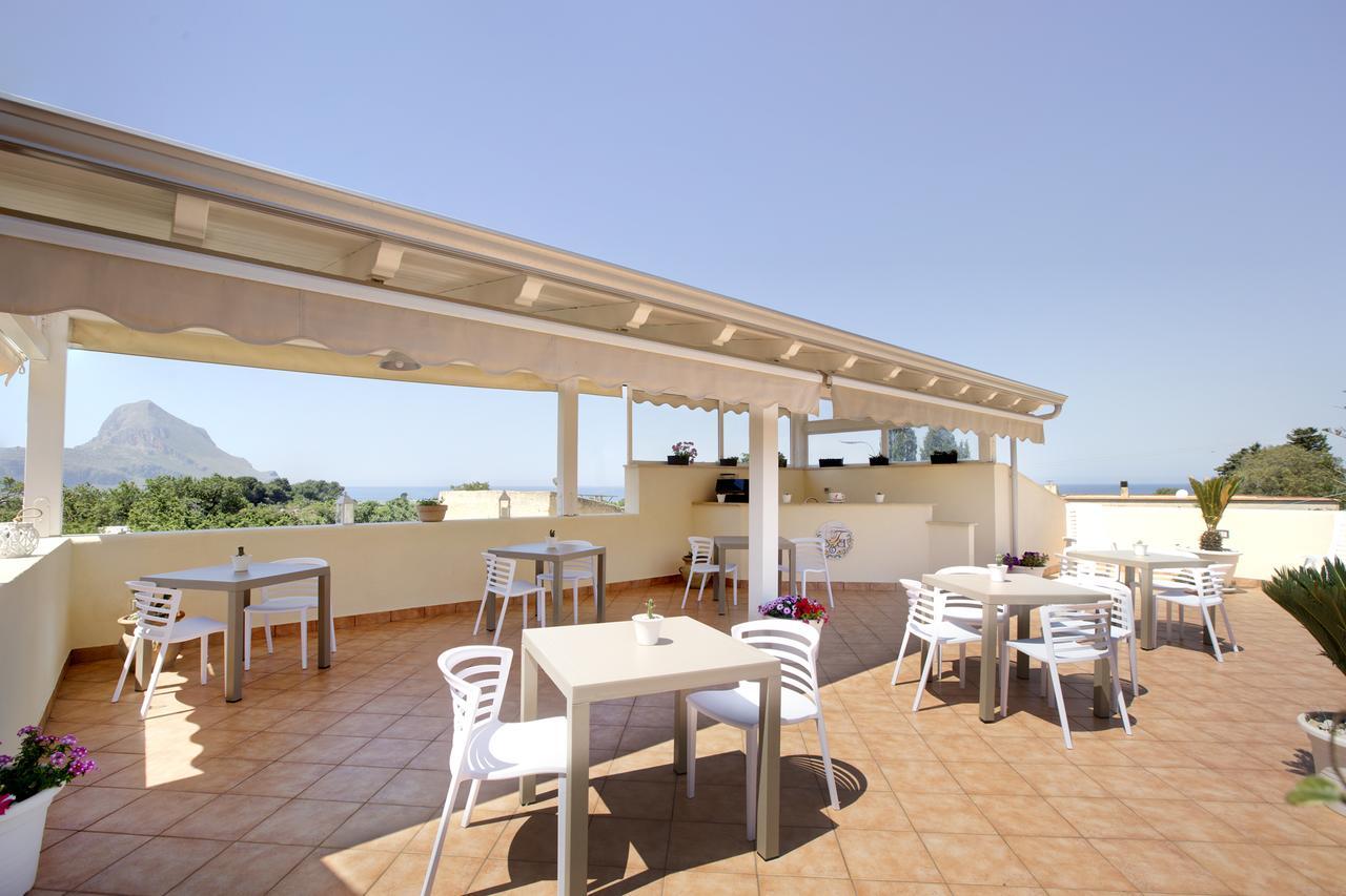 Cala Di Ponente Hotel Castelluzzo Ngoại thất bức ảnh